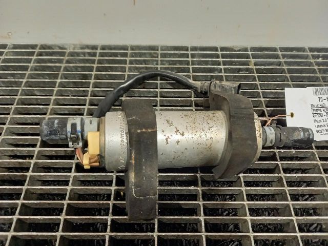 bontott AUDI A5 Üzemanyag Szivattyú