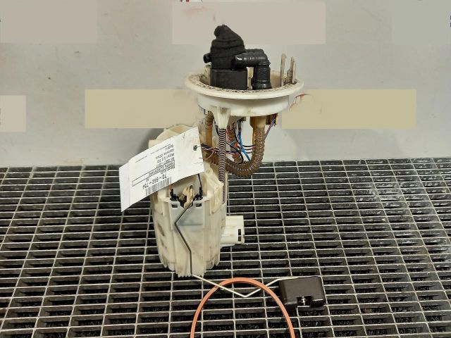 bontott AUDI A5 Üzemanyag Szivattyú