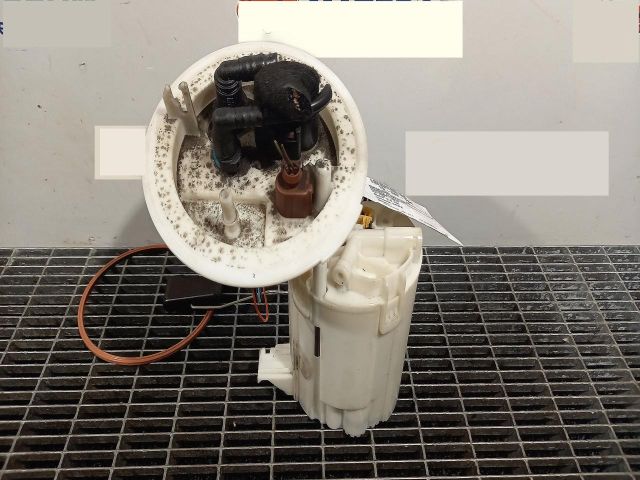 bontott AUDI A5 Üzemanyag Szivattyú