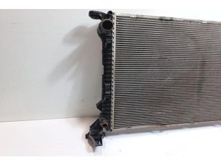 bontott AUDI A5 Vízhűtő Radiátor (Klímás)