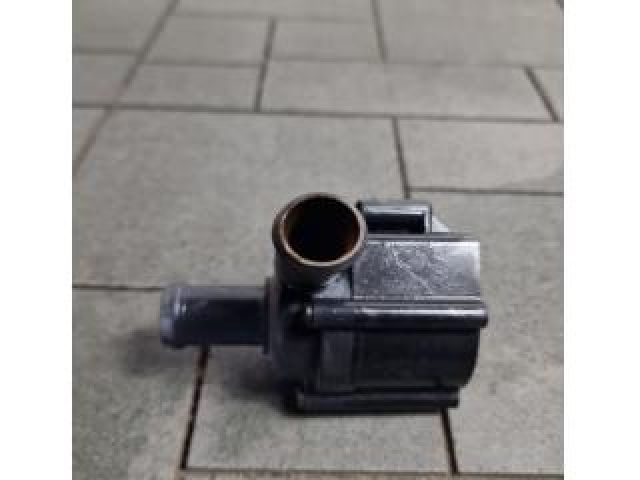 bontott AUDI A5 Vízpumpa