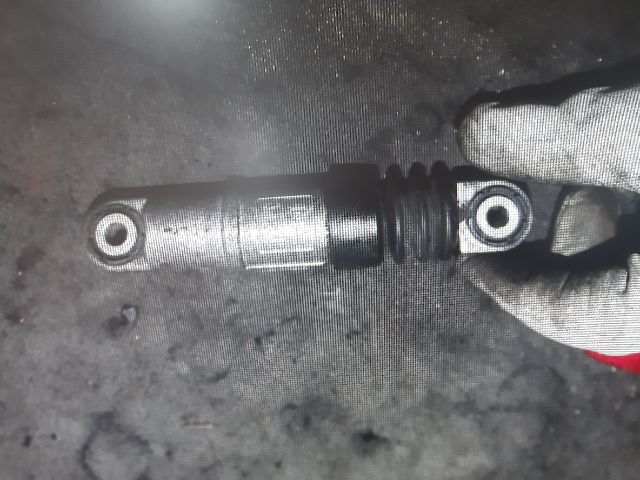 bontott AUDI A5 Szíjfeszítő Görgő