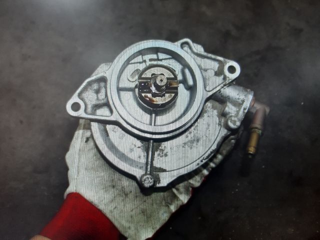 bontott AUDI A5 Vákumpumpa