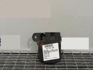 bontott AUDI A5 Biztosítéktábla Motortér