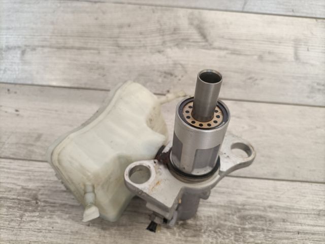 bontott AUDI A5 Főfékhenger