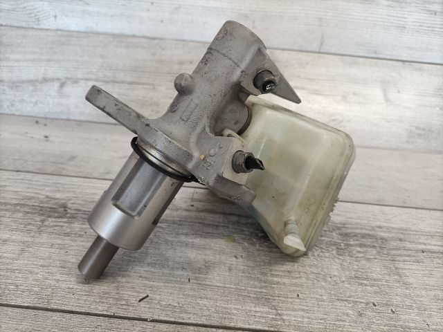 bontott AUDI A5 Főfékhenger