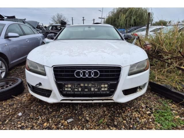 bontott AUDI A5 Motorvezérlő