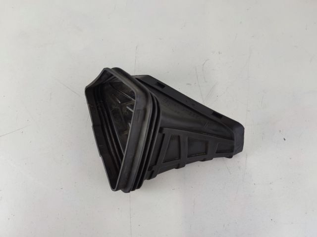 bontott AUDI A5 Légbeömlő Cső