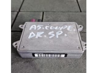 bontott AUDI A5 Antenna Erősítő