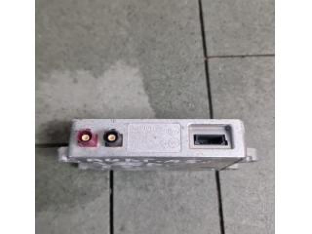 bontott AUDI A5 Antenna Erősítő