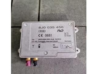bontott AUDI A5 Antenna Erősítő
