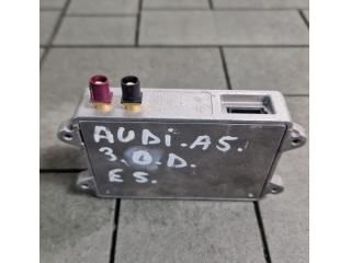 bontott AUDI A5 Antenna Erősítő