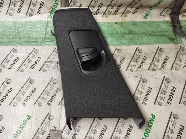 bontott AUDI A5 Bal B Oszlop Burkolat