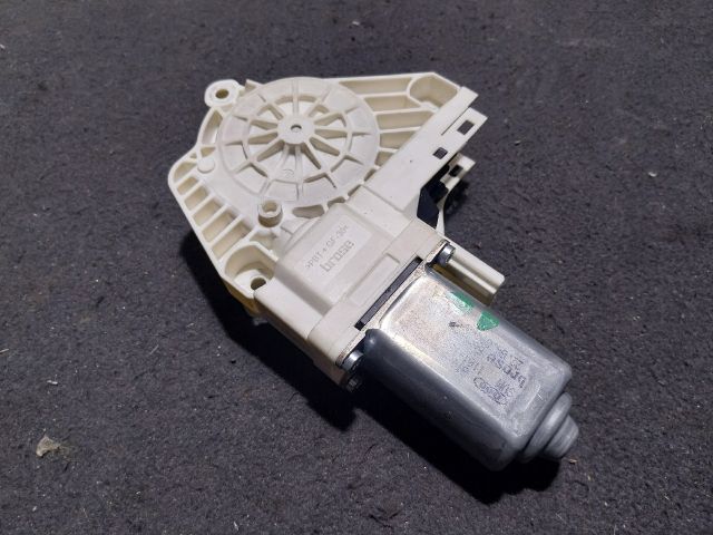 bontott AUDI A5 Bal első Ablakemelő Motor