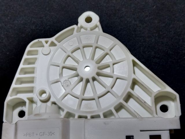 bontott AUDI A5 Bal első Ablakemelő Motor