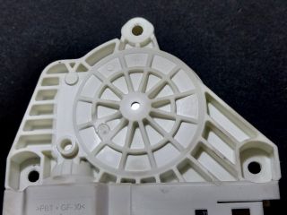 bontott AUDI A5 Bal első Ablakemelő Motor