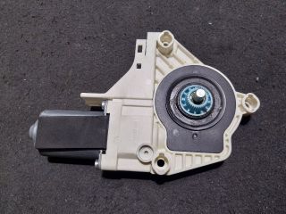 bontott AUDI A5 Bal első Ablakemelő Motor