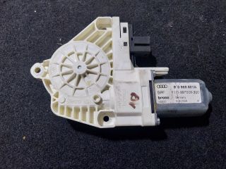 bontott AUDI A5 Bal első Ablakemelő Motor