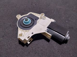 bontott AUDI A5 Bal első Ablakemelő Motor