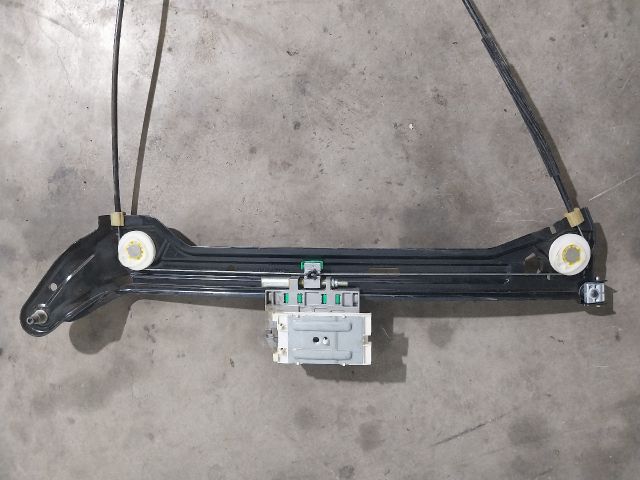 bontott AUDI A5 Bal első Ablakemelő Szerkezet (Elektromos)