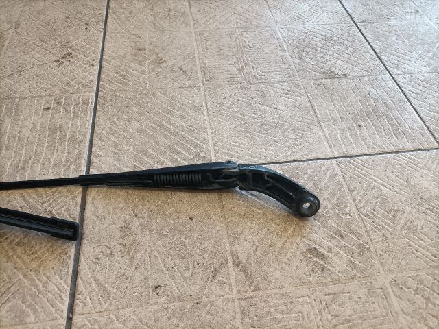 bontott AUDI A5 Bal első Ablaktörlő Kar