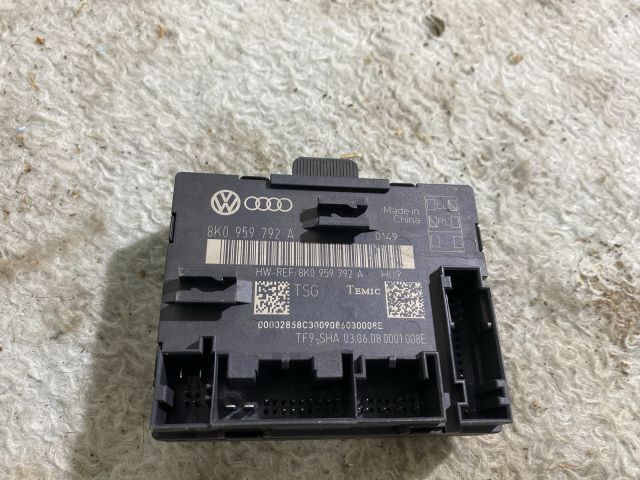 bontott AUDI A5 Bal első Ajtó Vezérlőegység