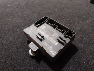 bontott AUDI A5 Bal első Ajtó Vezérlőegység