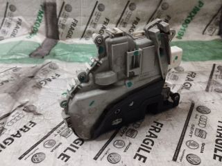 bontott AUDI A5 Bal első Ajtózár