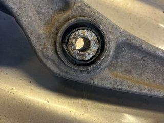 bontott AUDI A5 Bal első Alsó Első Lengőkar