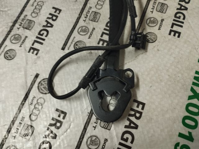 bontott AUDI A5 Bal első Biztonsági Öv Csat