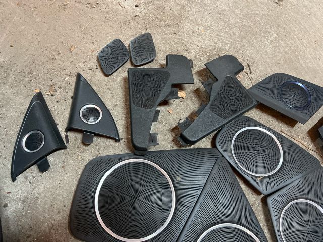 bontott AUDI A5 Bal első Hangszóró Burkolat