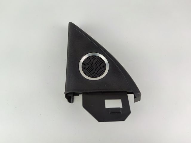 bontott AUDI A5 Bal első Kis Hangszóró Burkolat