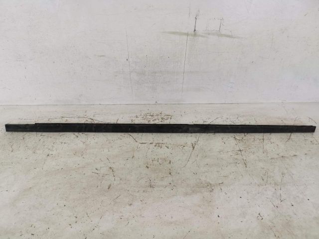 bontott AUDI A5 Bal első Küszöb Tartó