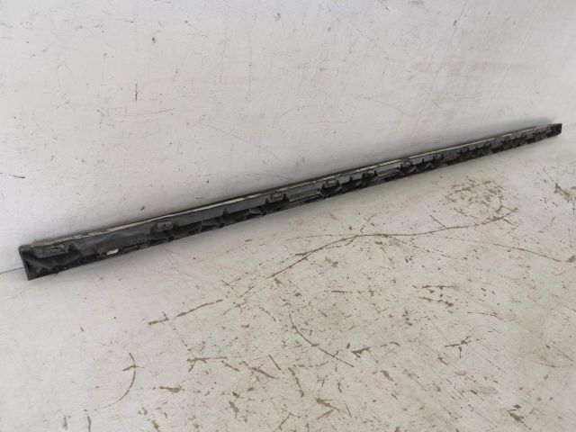 bontott AUDI A5 Bal első Küszöb Tartó