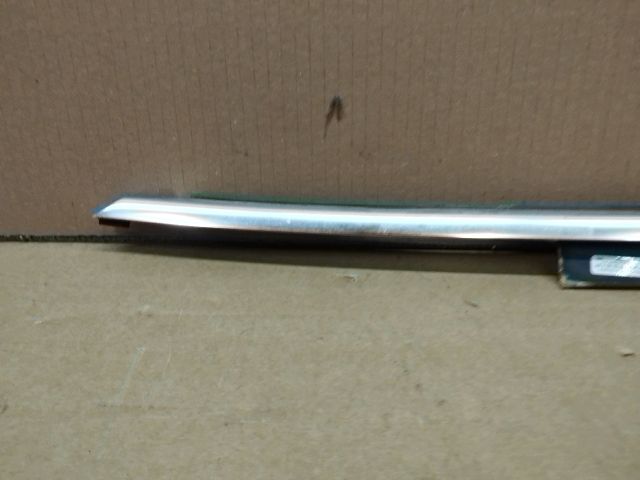 bontott AUDI A5 Bal első Vízlehúzó Gumicsík