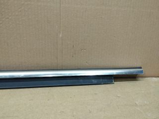 bontott AUDI A5 Bal első Vízlehúzó Gumicsík