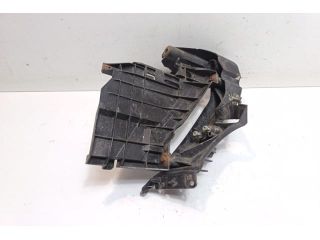 bontott AUDI A5 Bal Fényszóró Tartó