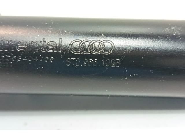 bontott AUDI A5 Bal Fényszórómosó Fúvóka