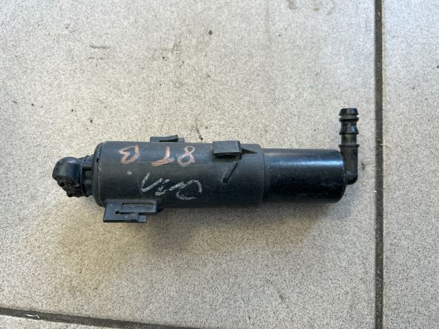 bontott AUDI A5 Bal Fényszórómosó Fúvóka