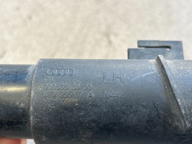 bontott AUDI A5 Bal Fényszórómosó Fúvóka