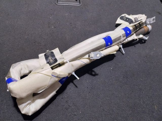 bontott AUDI A5 Bal Függönylégzsák és Oldallégzsák