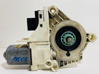 bontott AUDI A5 Bal hátsó Ablakemelő Motor