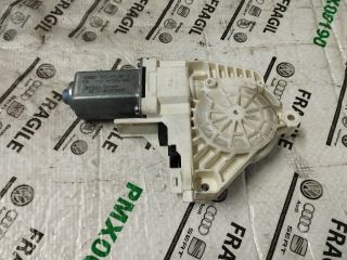 bontott AUDI A5 Bal hátsó Ablakemelő Motor