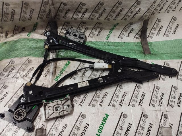 bontott AUDI A5 Bal hátsó Ablakemelő Szerkezet (Elektromos)