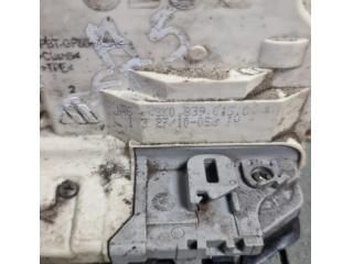 bontott AUDI A5 Bal hátsó Ajtózár