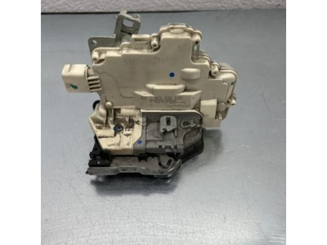 bontott AUDI A5 Bal hátsó Ajtózár