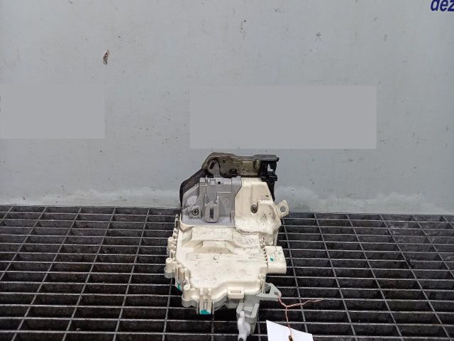 bontott AUDI A5 Bal hátsó Ajtózár