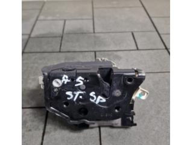 bontott AUDI A5 Bal hátsó Ajtózár