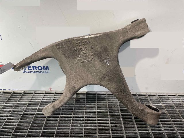 bontott AUDI A5 Bal hátsó Alsó Lengőkar