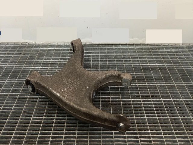 bontott AUDI A5 Bal hátsó Alsó Lengőkar